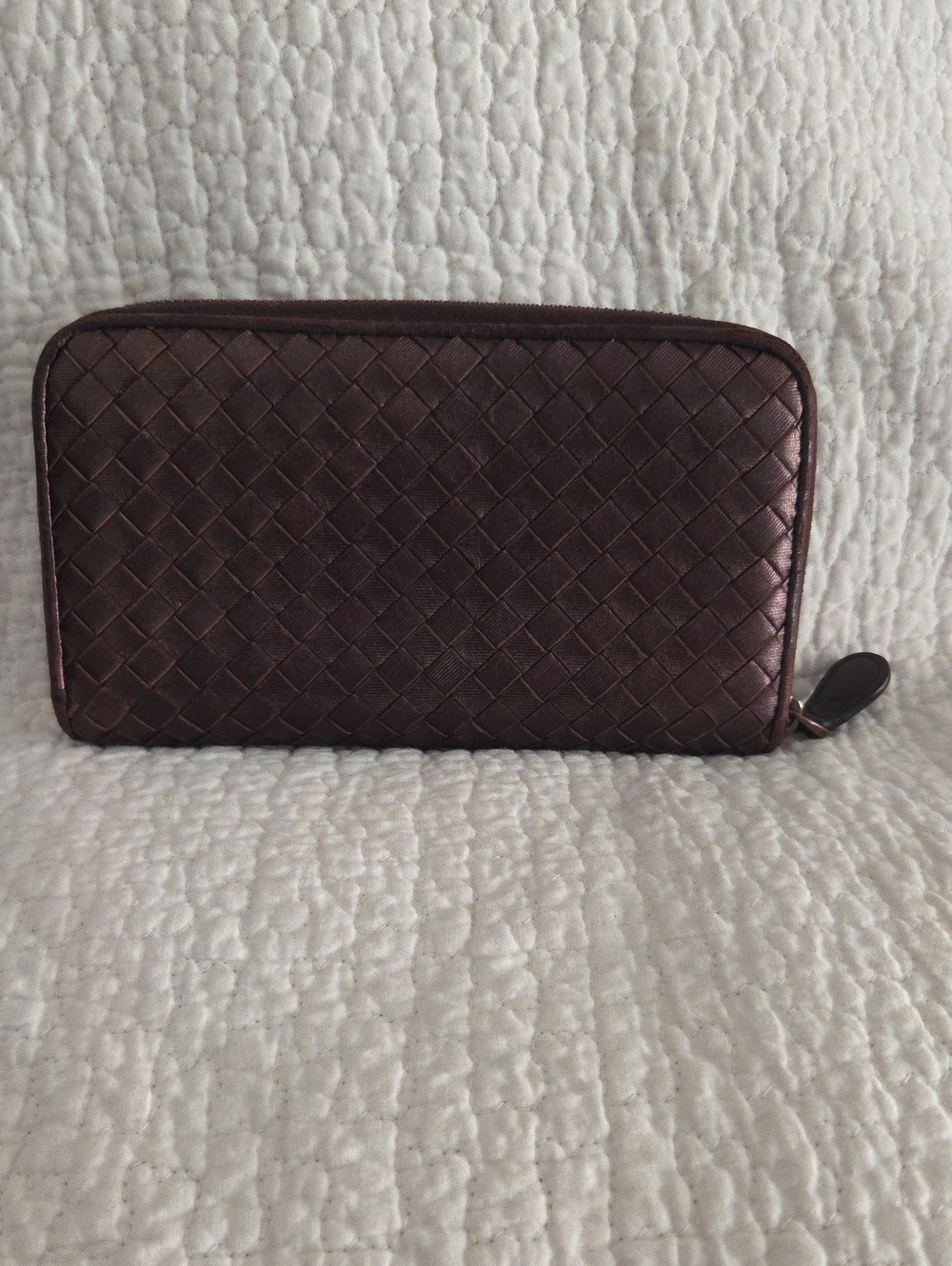 Bottega Veneta Textured Zippered Long Wallet in Shimmery Dark Bronze - Picture 2 of 15